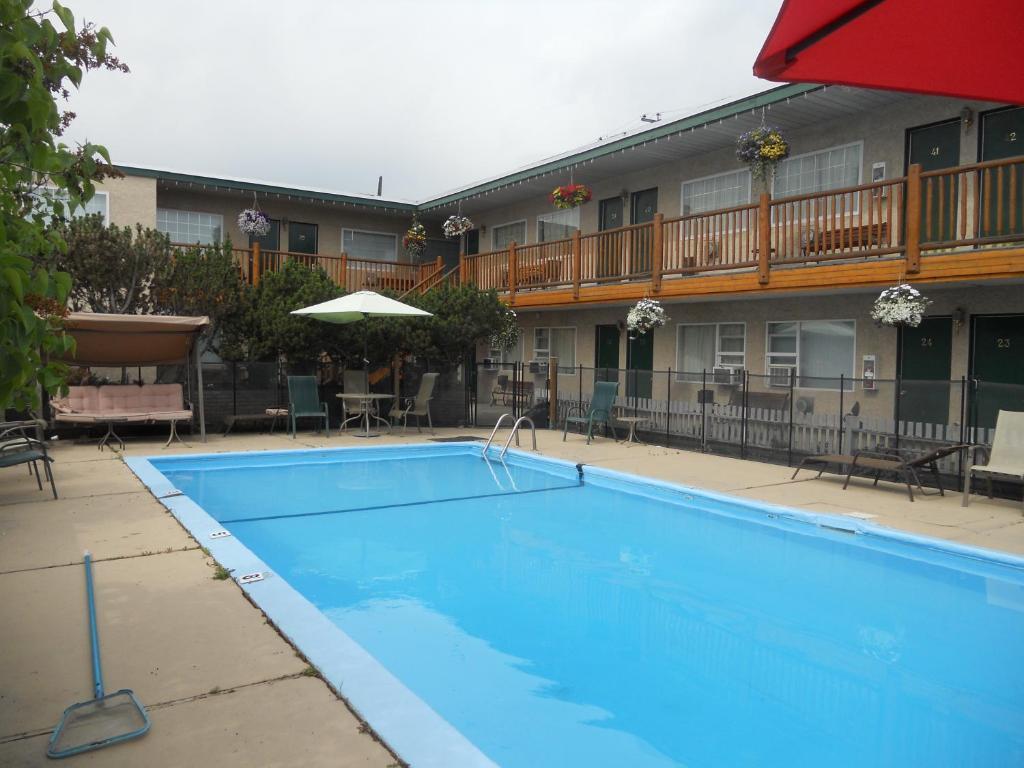Lazy Bear Lodge แครนบรูค ภายนอก รูปภาพ